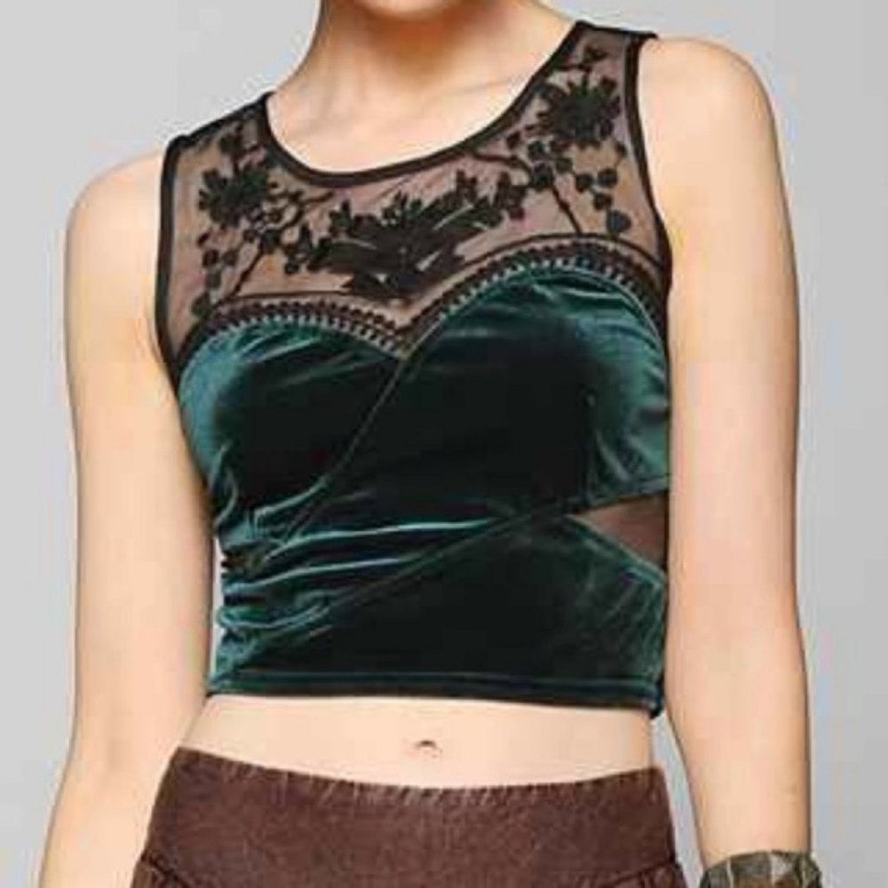 Vintage UO Staring at Stars black lace & GREEN velvet crop XS